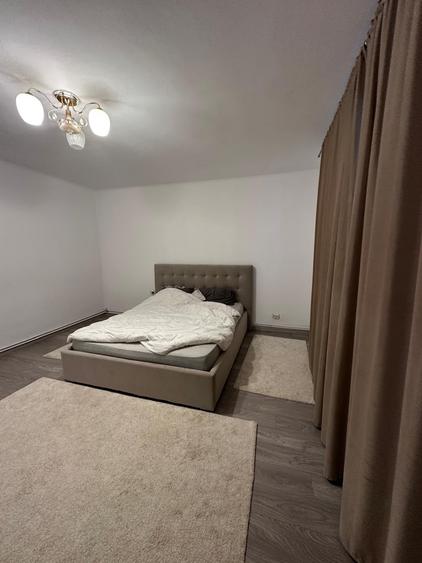 Garsonieră decomandată în Complex Studențesc