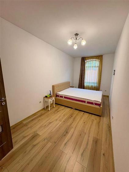 Apartament 2 Camere Central Bloc tip Vila - 11