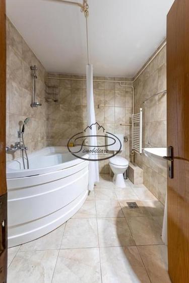 Apartament cu 3 camere în Calea Călărașilor