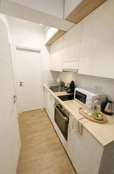 Apartament cu 3 camere decomandat în Lujerului