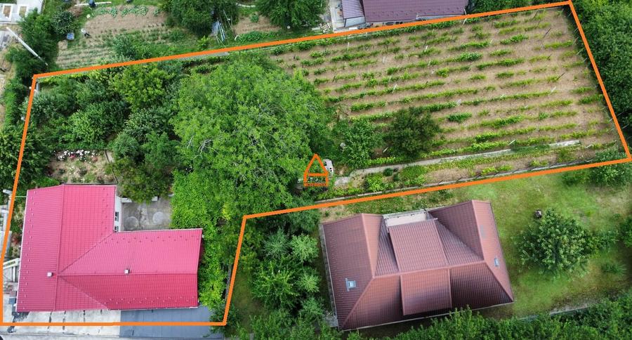 Teren Construcții intravilan de 1024 mp, în Bucium