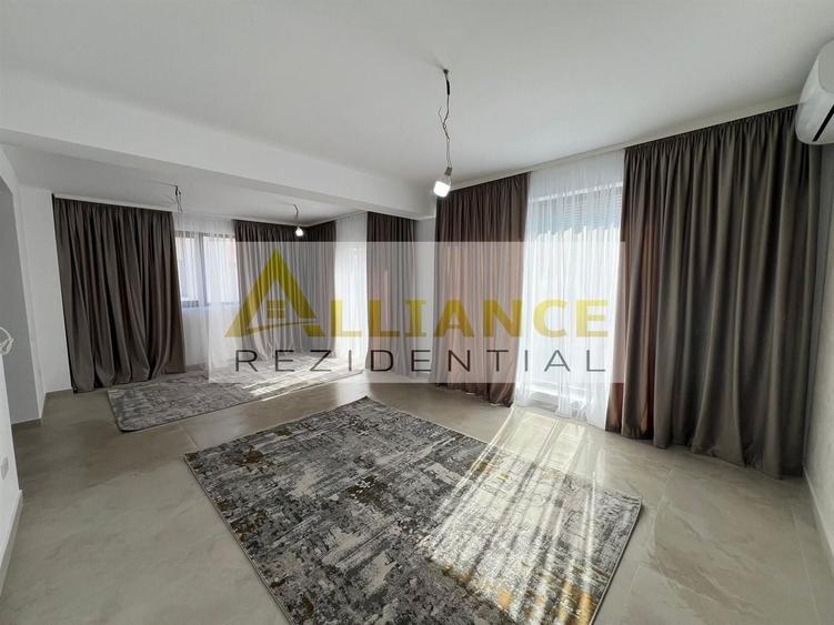 Casă individuală cu 5 camere cu Canalizare în Berceni