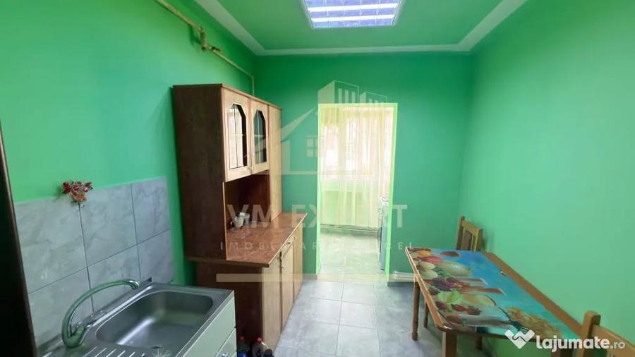 Apartament cu 2 camere decomandat în Central