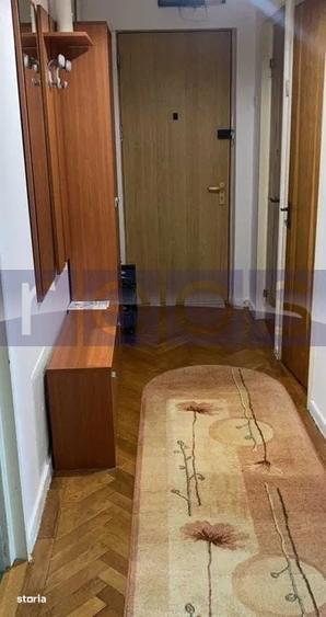 Apartament cu 3 camere semidecomandat în Drumul Taberei