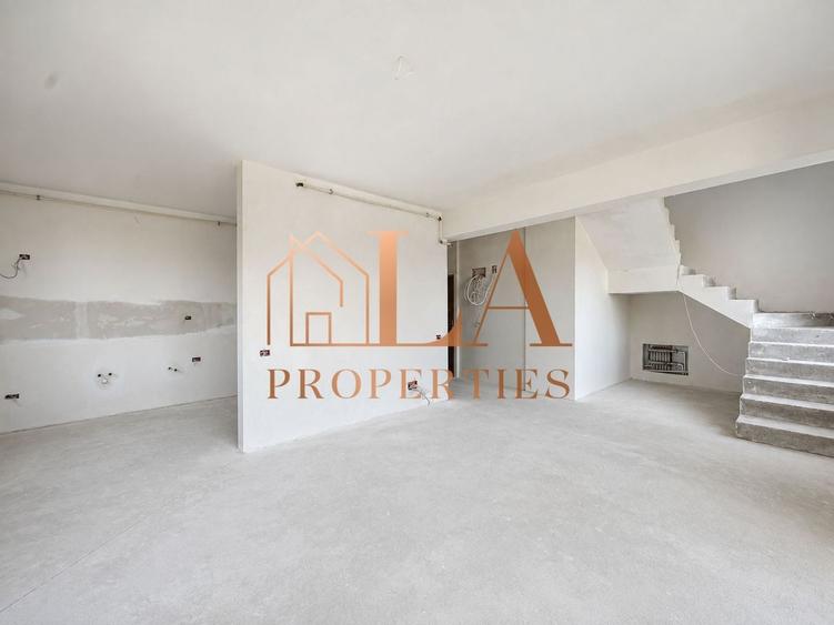 Penthouse cu 4 camere în Prelungirea Ghencea