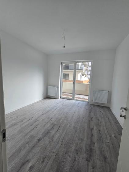 Apartament cu 3 camere decomandat în Frumoasa