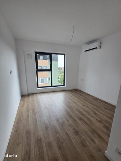Apartament cu 3 camere în Theodor Pallady