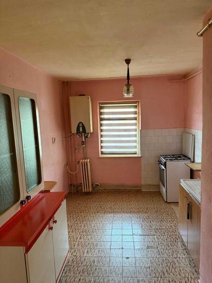 Apartament cu 2 camere decomandat în Cetate