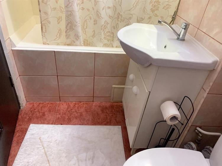 Apartament cu 2 camere decomandat în Rogerius