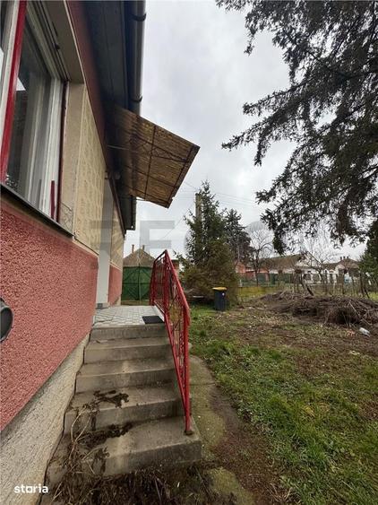 Casă cu 3 camere cu Teren 1900 Mp în Borș