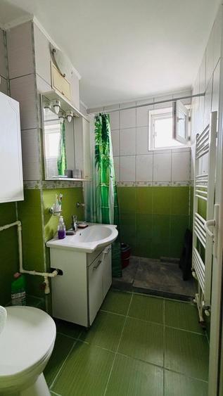 Apartament cu 2 camere în Micro 20