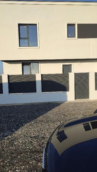 Casă individuală cu 4 camere cu Canalizare în Vidra