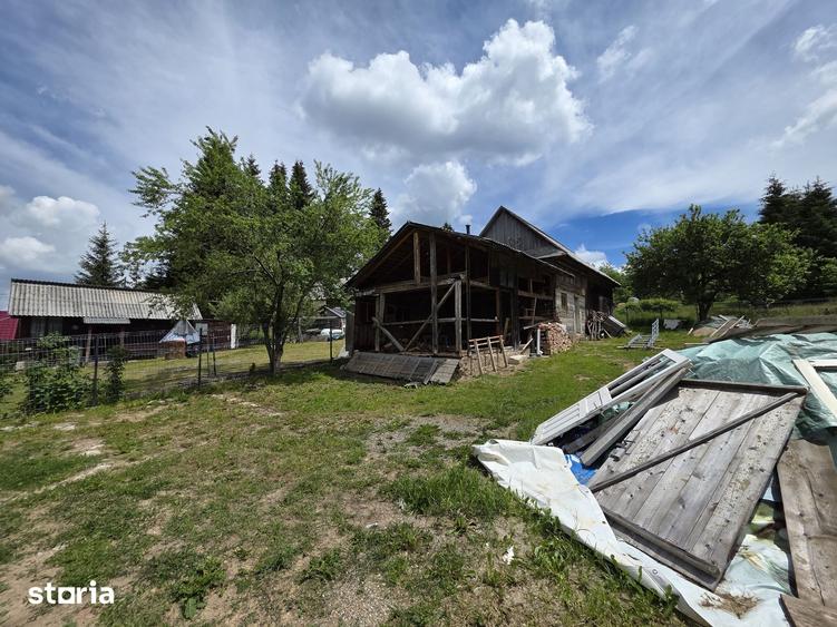 Casă cu 3 camere cu Teren 800 Mp în Beliș