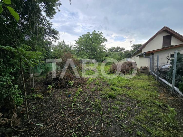 Teren Construcții intravilan de 572 mp, în Trei Stejari