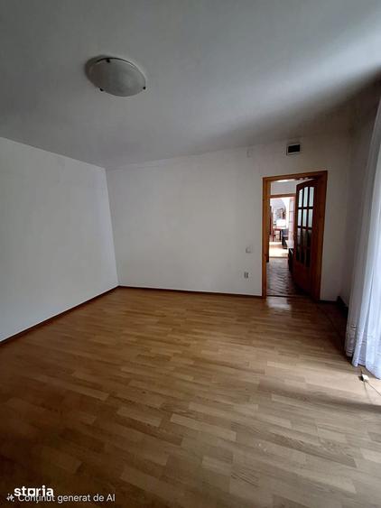 Casă cu 3 camere cu Teren 72.2 Mp în Tractorul