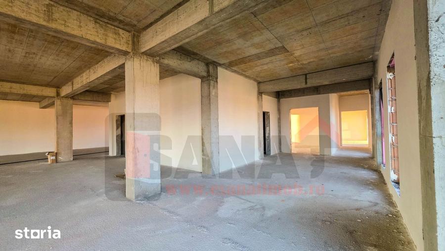 Spațiu comercial, de 435 mp, în Central