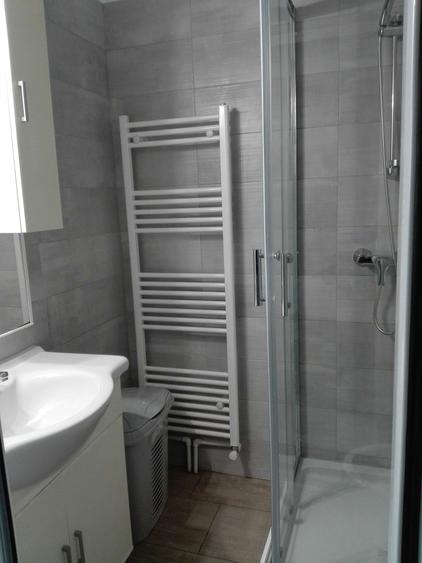 Garsonieră decomandată în Micro 40