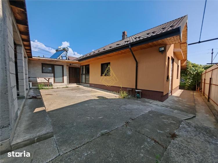 Casă cu 6 camere cu Teren 800 Mp în Gârleni