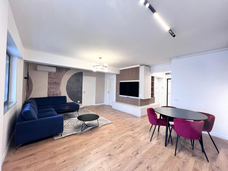 Apartament cu 3 camere, mobilat în Pipera