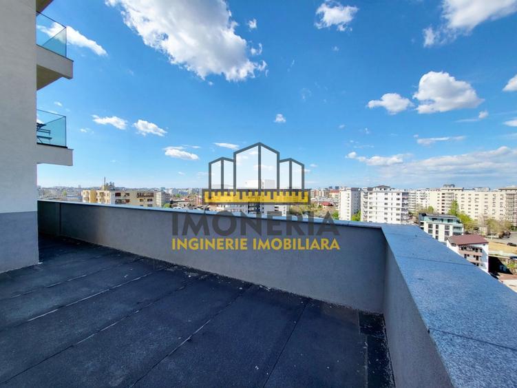 Apartament cu 4 camere semidecomandat în Vitan