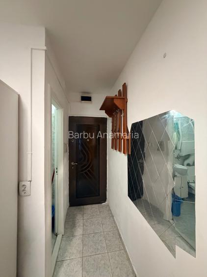 De inchiriat garsoniera - zona Dacia