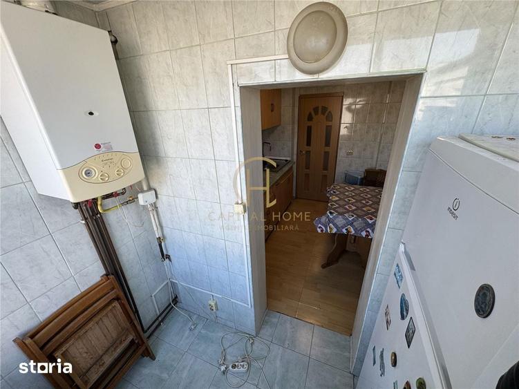 Apartament cu 3 camere decomandat în Canta