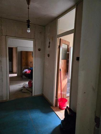 Apartament cu 2 camere semidecomandat în Moșilor