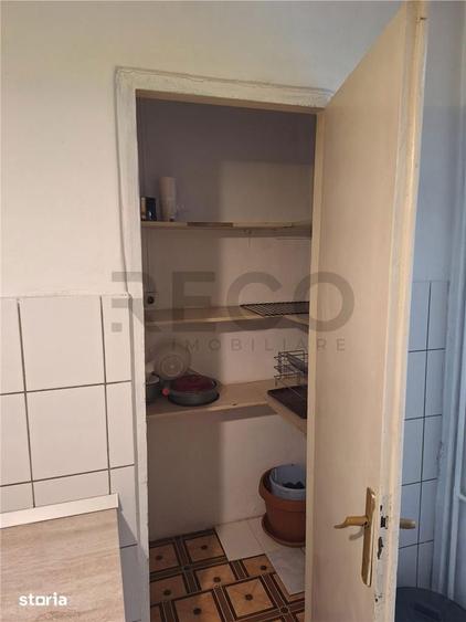 Apartament cu 3 camere decomandat în Central