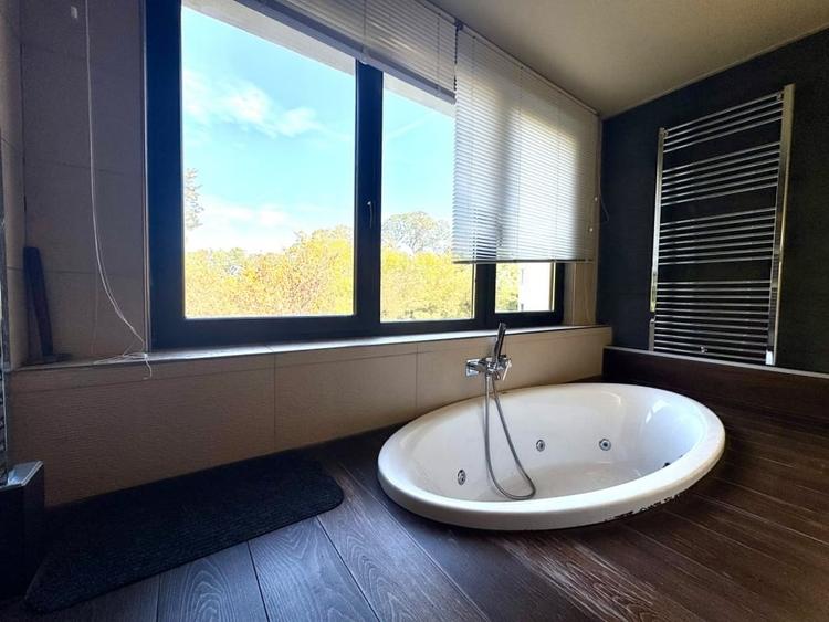 Apartament cu 2 camere semidecomandat, mobilat în Hașdeu