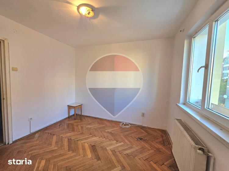 Apartament cu 4 camere în Central