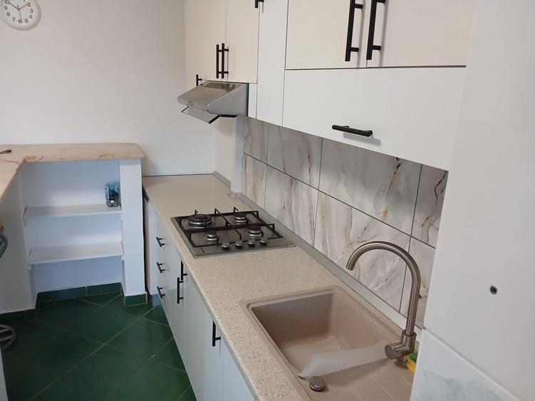 Apartament cu 3 camere decomandat, mobilat în Unirii