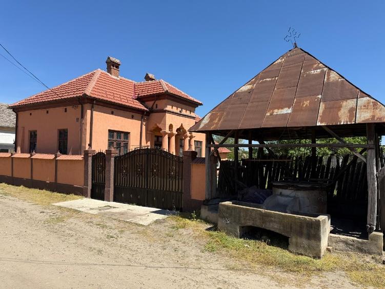 Casă individuală cu 3 camere cu Teren 1186 Mp în Maglavit
