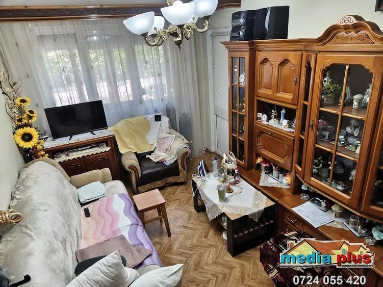 Apartament cu 2 camere decomandat în Micro 39