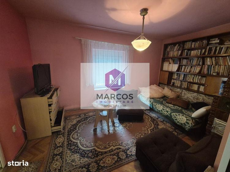 Casă cu 4 camere în Moniom