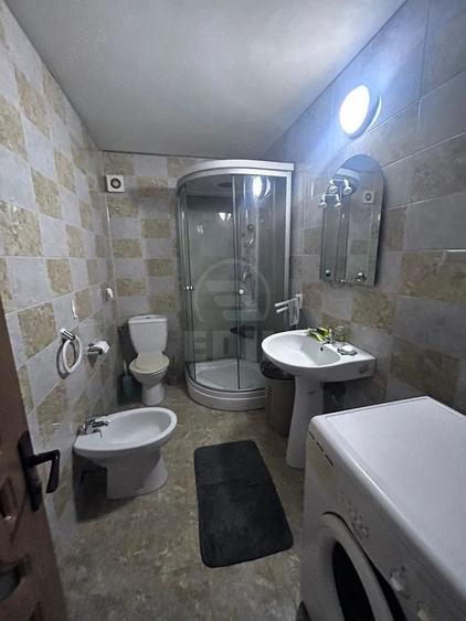 Garsonieră decomandată în Florești