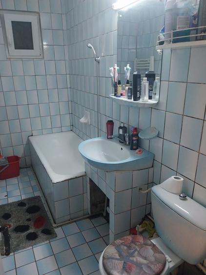Apartament cu 2 camere decomandat în Vest