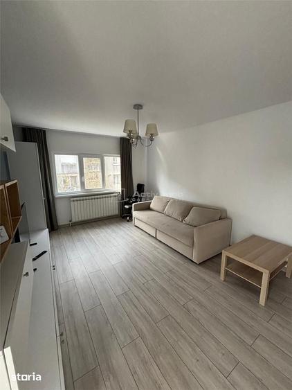 Apartament cu 2 camere decomandat în Mazepa 1