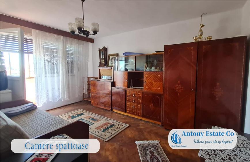 Apartament cu 4 camere decomandat în Rogerius