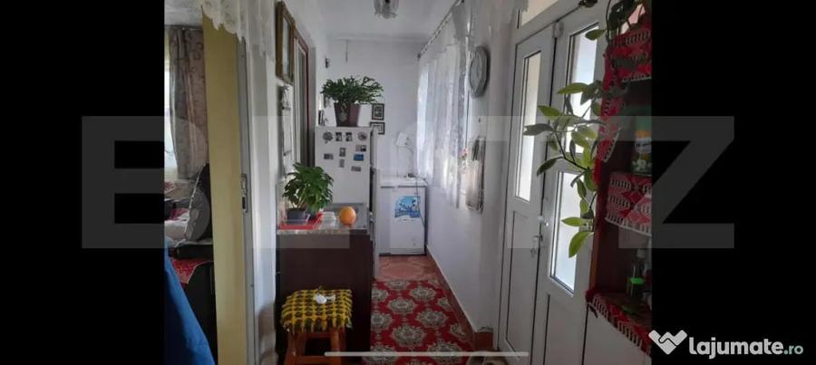 Casă cu 2 camere cu Teren 1500 Mp în Crasna