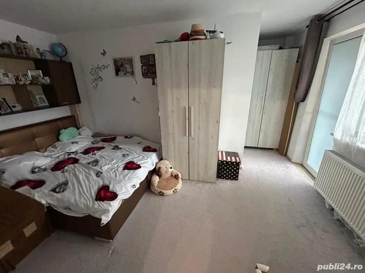 Apartament cu 2 camere semidecomandat în Florești