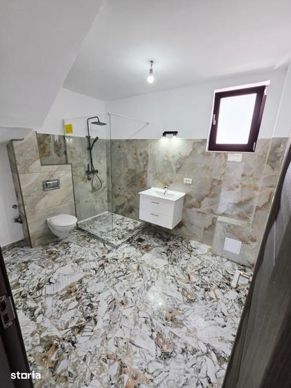 Casă cu 4 camere cu Teren 344 Mp în Berceni