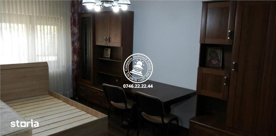 Apartament cu 3 camere decomandat în Păcurari
