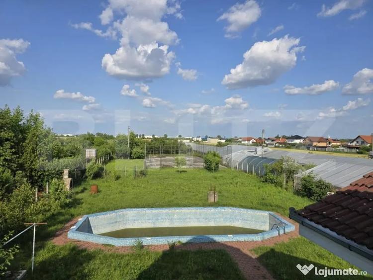 Casă cu 7 camere cu Teren 1535 Mp în Vetiș