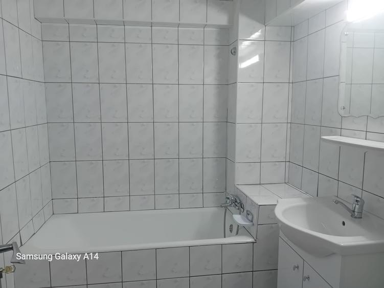 Casă individuală cu 3 camere cu Teren 162 Mp în Vatra Luminoasă