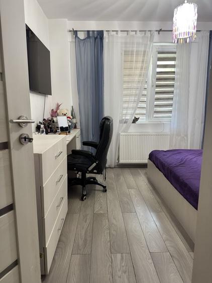 Apartament cu 2 camere decomandat în Exterior Vest
