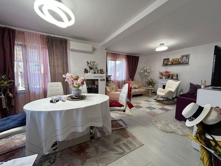Casă cu 4 camere în Miroslava