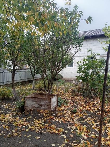 Casă cu 4 camere în Cornu Luncii