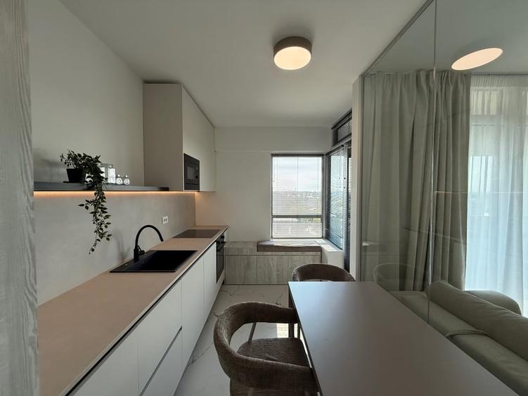 Apartament cu 3 camere decomandat, mobilat în Bucureștii Noi