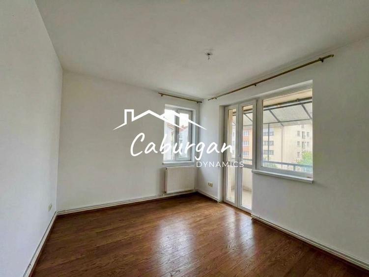 Apartament cu 3 camere semidecomandat, mobilat în Turnișor