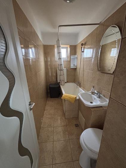 Apartament cu 2 camere semidecomandat în Govândari